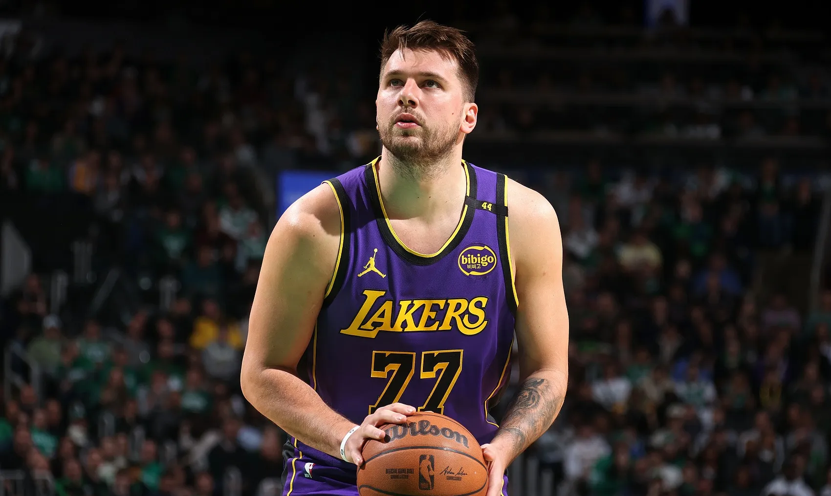  东契奇克服颈伤触底反弹 单节暴走狂砍19分强势收胜 vip 注册地址